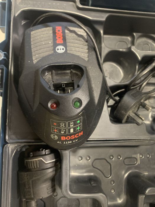 Bosch GSR 12V-15 FC/ + 1 батерия 2 ah.,винтоверт със 4 сменяеми глави/