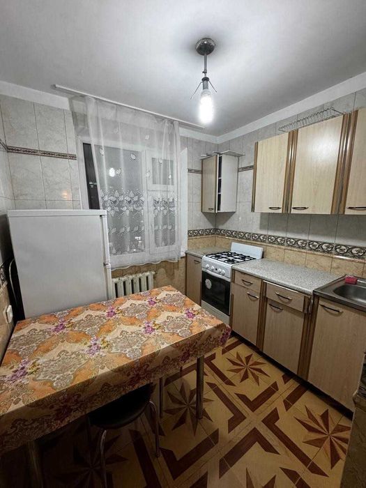 Продажа 2-комнатной квартиры район школьник