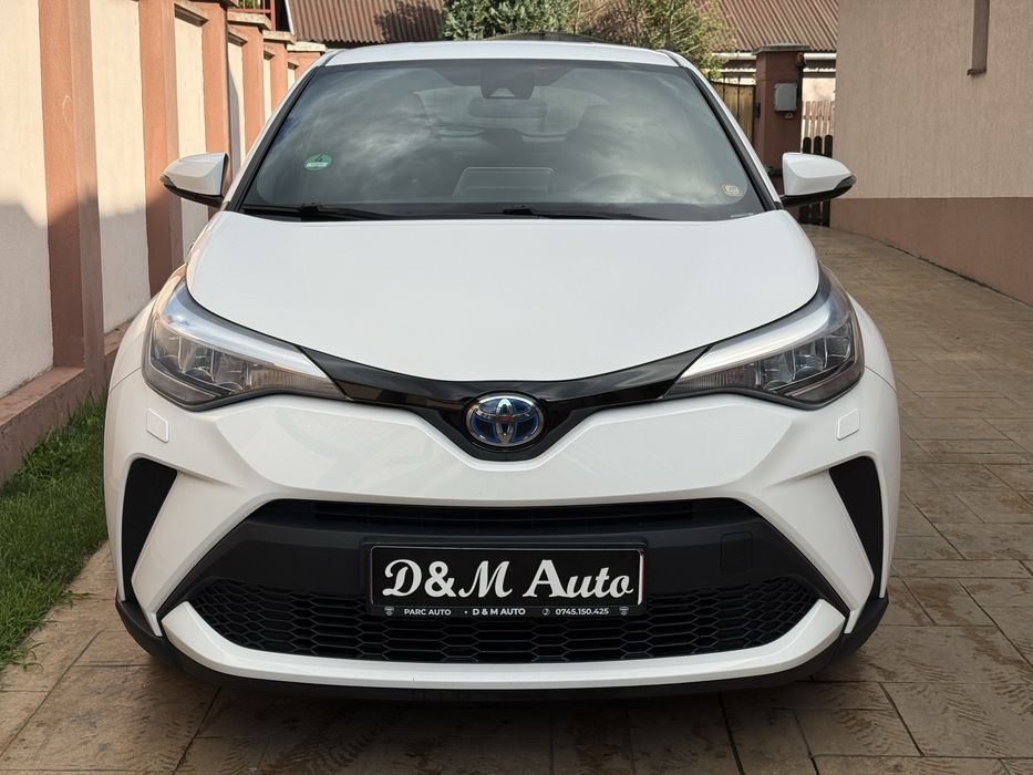 Toyota Chr 1.8 Hibrid 122 cp An 2021  in GARANTIE 76.000Km Led Navi Distronic  RAR + Roti iarna
