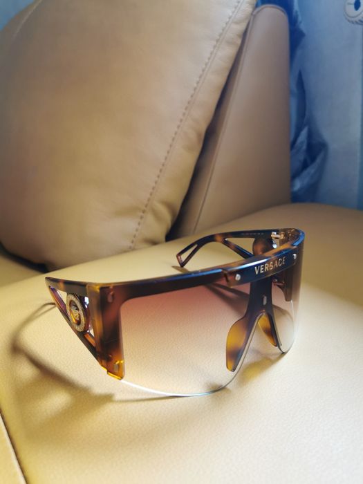 Слънчеви очила VERSACE Medusa Shield VE4393