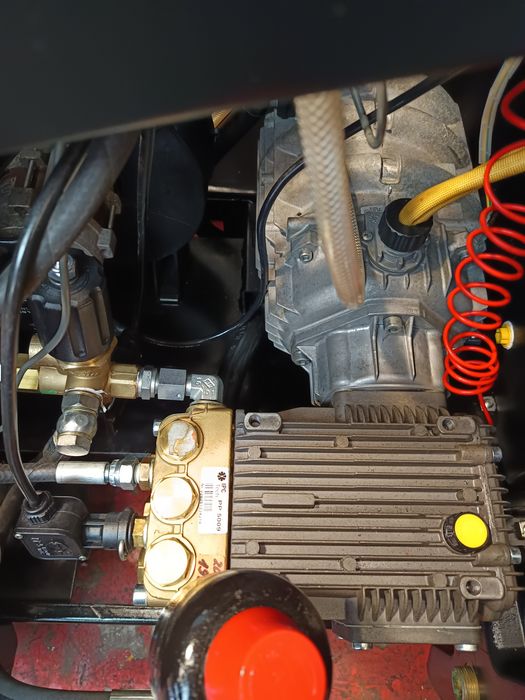 Професионална пароструйка Lavor Hyper 200 bar