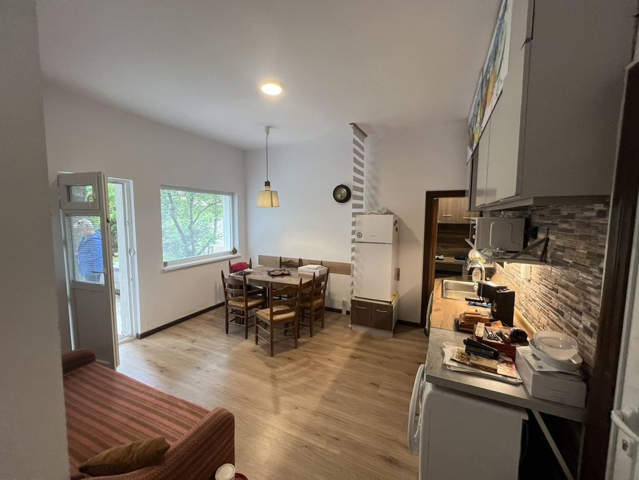 Дава се под наем Двустаен апартамент в София, Лозенец - 50 кв.м за 550 € - Снимка #2