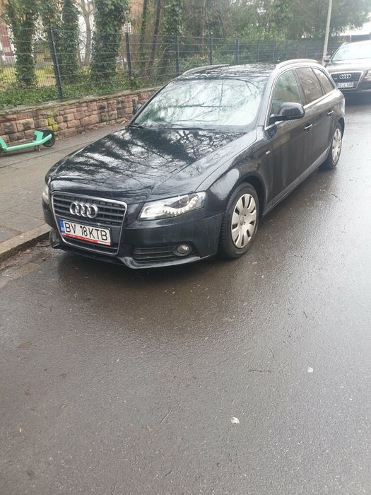 Vând audi A4 b8 2.0 tdi
