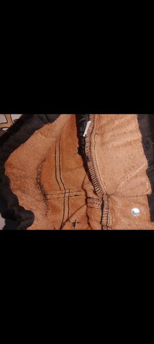 Продам женские джинсы