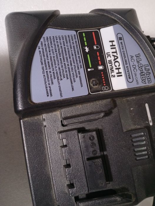 Încărcătoare hitachi