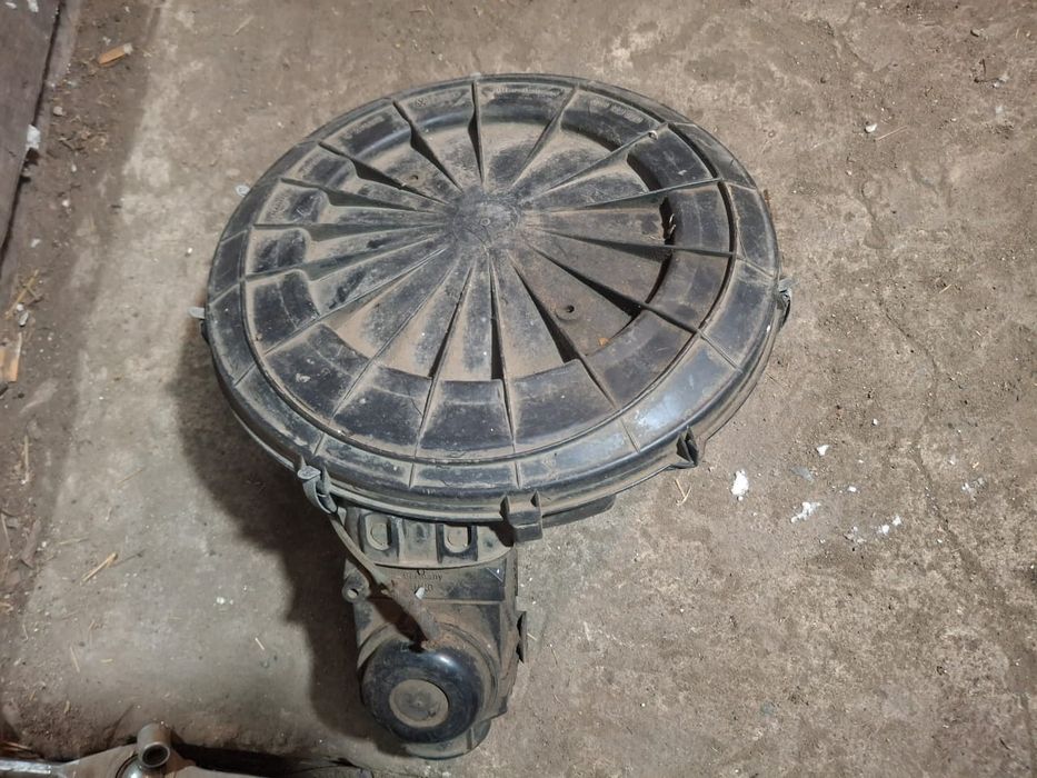 Запчасти на Ауди 100 с4