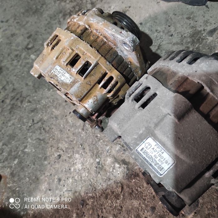 Продам генератор на Мазда 626 птичка