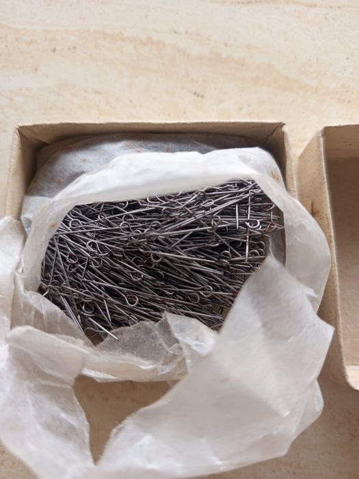 Продаются булавки