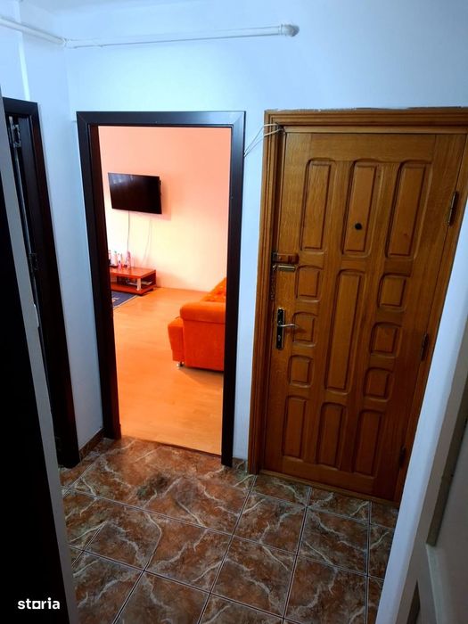 3 camere Craiovei , Decomandat / Centrală , mobilat / utilat