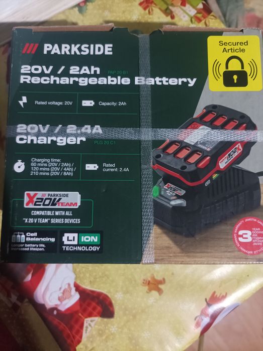 ~ Acumulator cu baterie ~