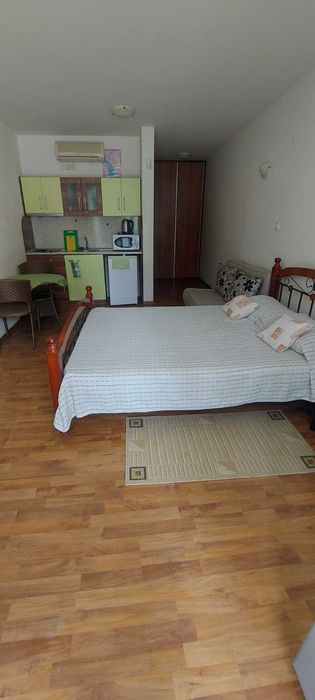 Просторен едностаен апартамент в близост до морето, к-с „Black Sea View”