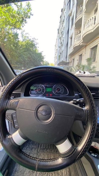 Chevrolet Gentra. Отличная ухоженая машина