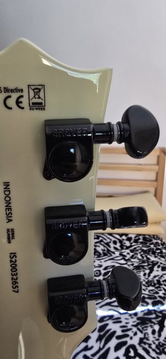 Електрическа китара LTD EC-401