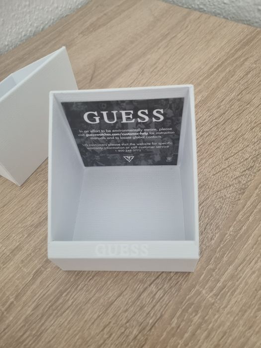 Нов оригинален часовник Guess