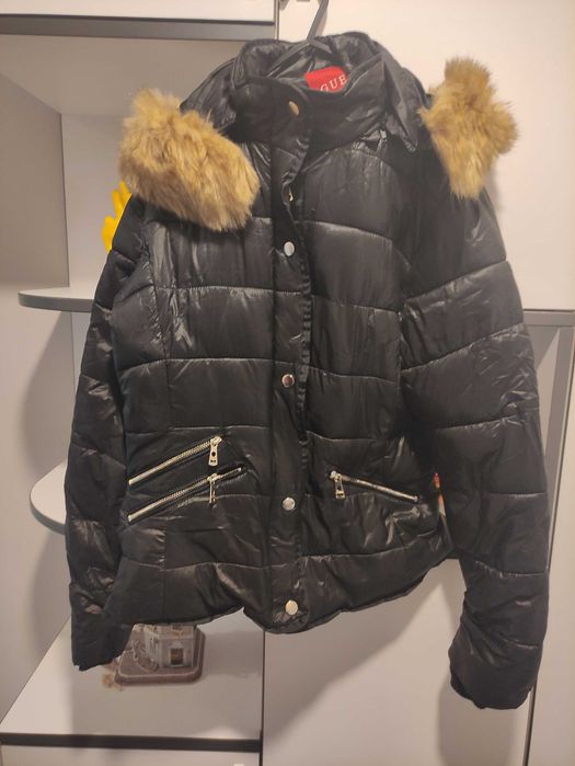 Дамско пролетно яке Guess