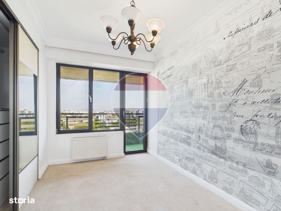 Apartament 4 camere de închiriat în Central Park