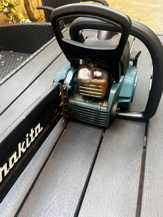 Верижен трион MAKITA EA3201S