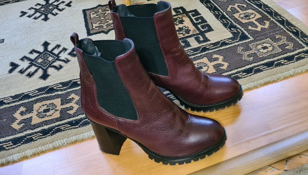 Ghete piele naturala marime 38