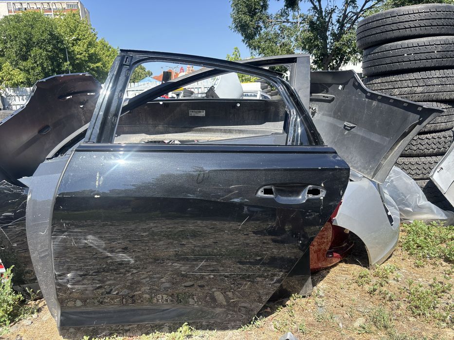 Врата Audi A6 C8