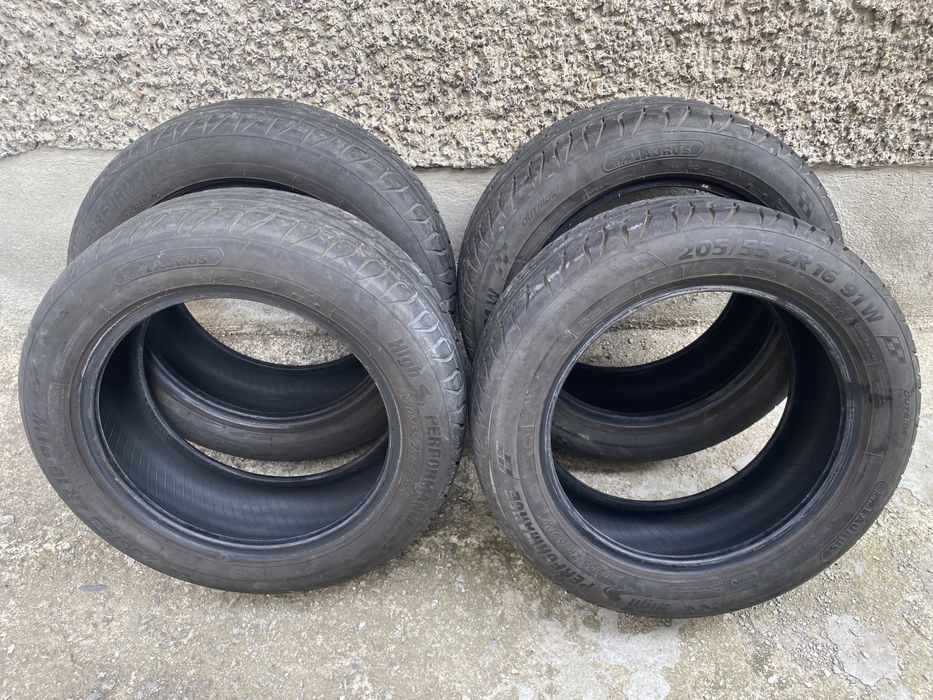 Летни гуми Таурус 205/55/16 дот 2022г