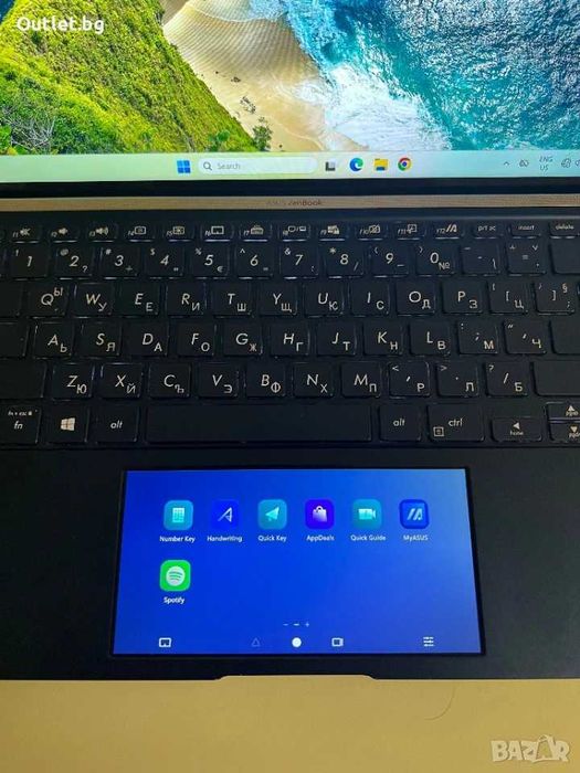 Asus Zenbook I7-8565U/ 8RAM/512SSD/Touchpad Display