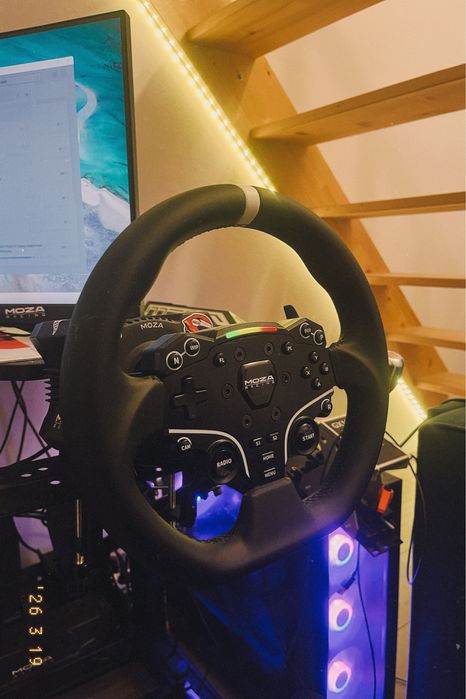 Sim Rig complet Monza R5 + Volan F1 Carbon + Setup Racing Profesional