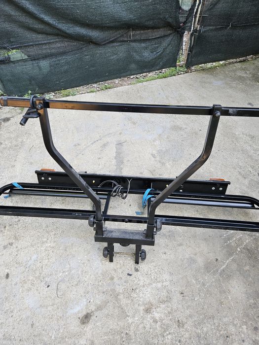 Suport pentru 2 biciclete ANWB se monteaza pe nuca de la carligul de r