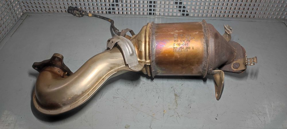 Catalizator volkswagen vw golf 6 variant 1.4 TSI CAXA cod 1K0131701DE