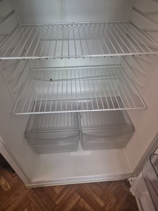 Продаю холодильник