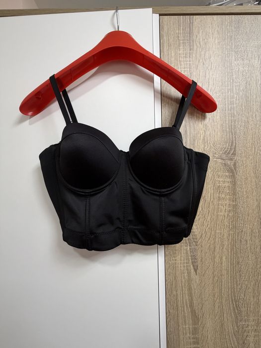 Бюстие в идеално състочние носено веднъж!