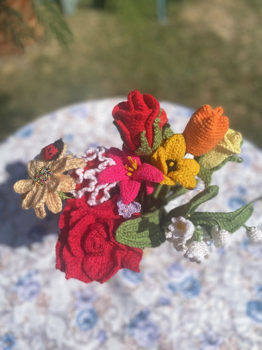 Декоративни ръчно плетени цветя "Букет от долината"