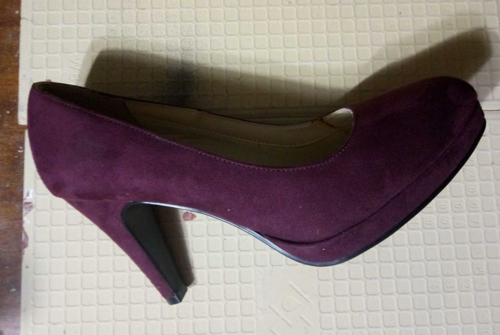 Pantofi cu toc, eleganti