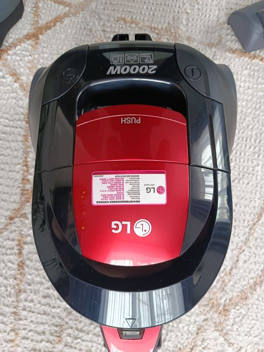 Продам пылесос lg