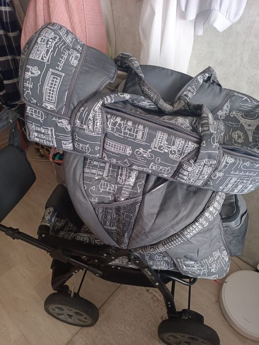 Коляска. Зима-лето.