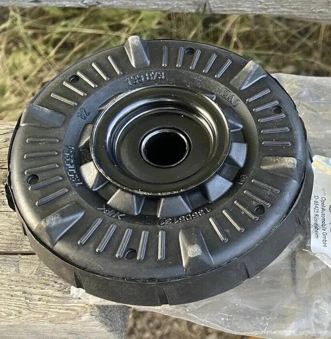 Продам спойлер на шевроле нексия