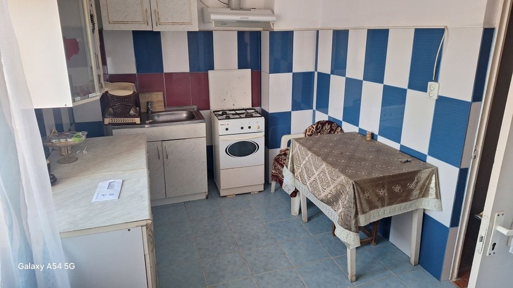 Apartament cu 3 camere