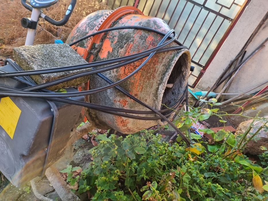 Vind betoniera stare buna