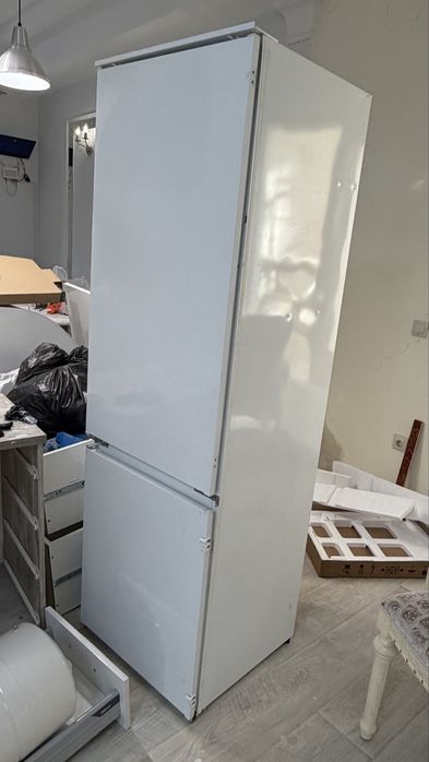 Холодильник в рабочем состоянии