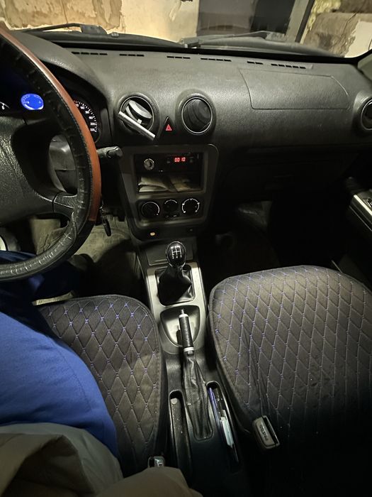 Продам автомобиль Gelly