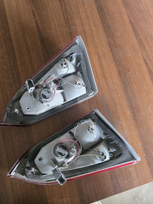 вътрешни стопове  за форд фокус 2013 година комби