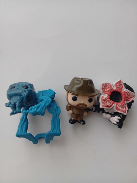 Stranger things играчки 5 евро всяка