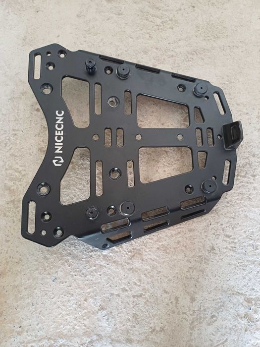 Крепление топ кейса.