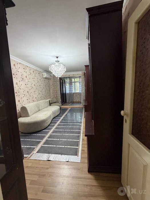 Реклама №3748 Продаётся 4 х комнатная квартира