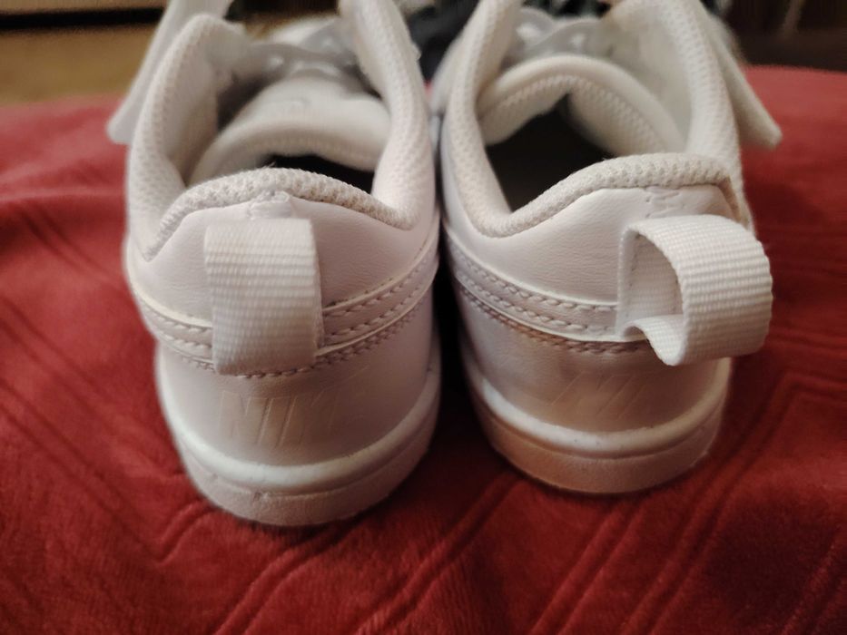 Кецове nike слагани веднъж естествена кожа закупени от Германия!