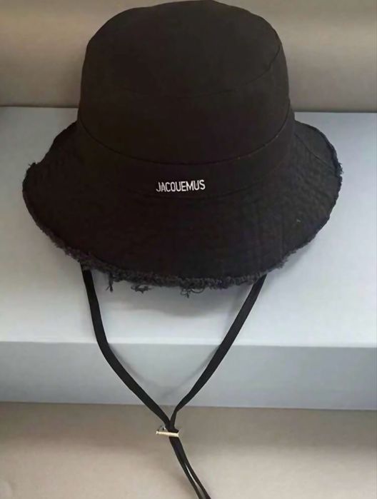 Черна Шапка Jacquemus