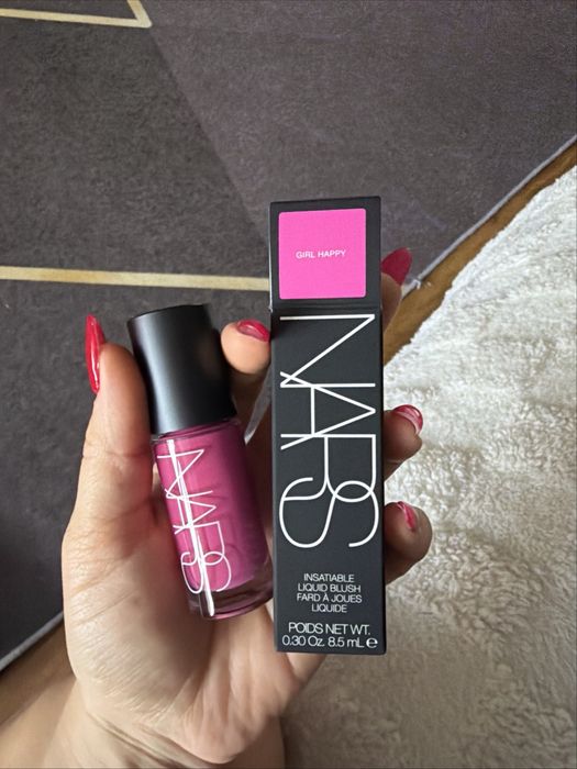 Nars lichid blush culoare roz