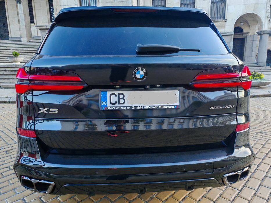 Луксозен автомобил под наем за вашият бал или сватба ! Rent a car