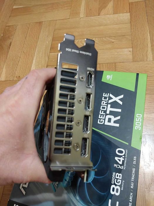 RTX 3050 8GB - Asus Dual