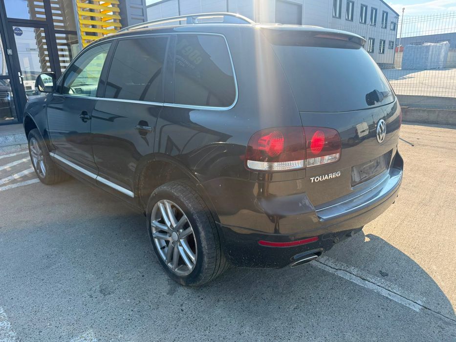 Dezmembrez Vw touareg facelift negru LC9Z 2009 3.0 tdi CASA cutie KMB