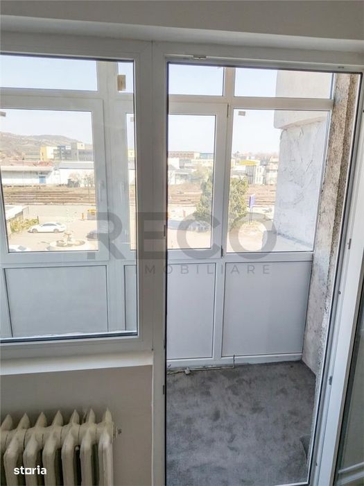 RECO Apartament cu o camera decomandat, Velenta